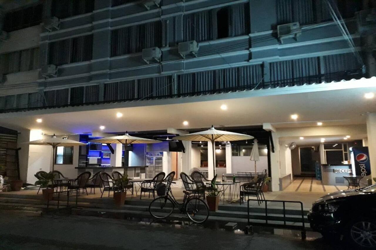 Happy Bou Jomtien Hotel Pattaya Exterior photo